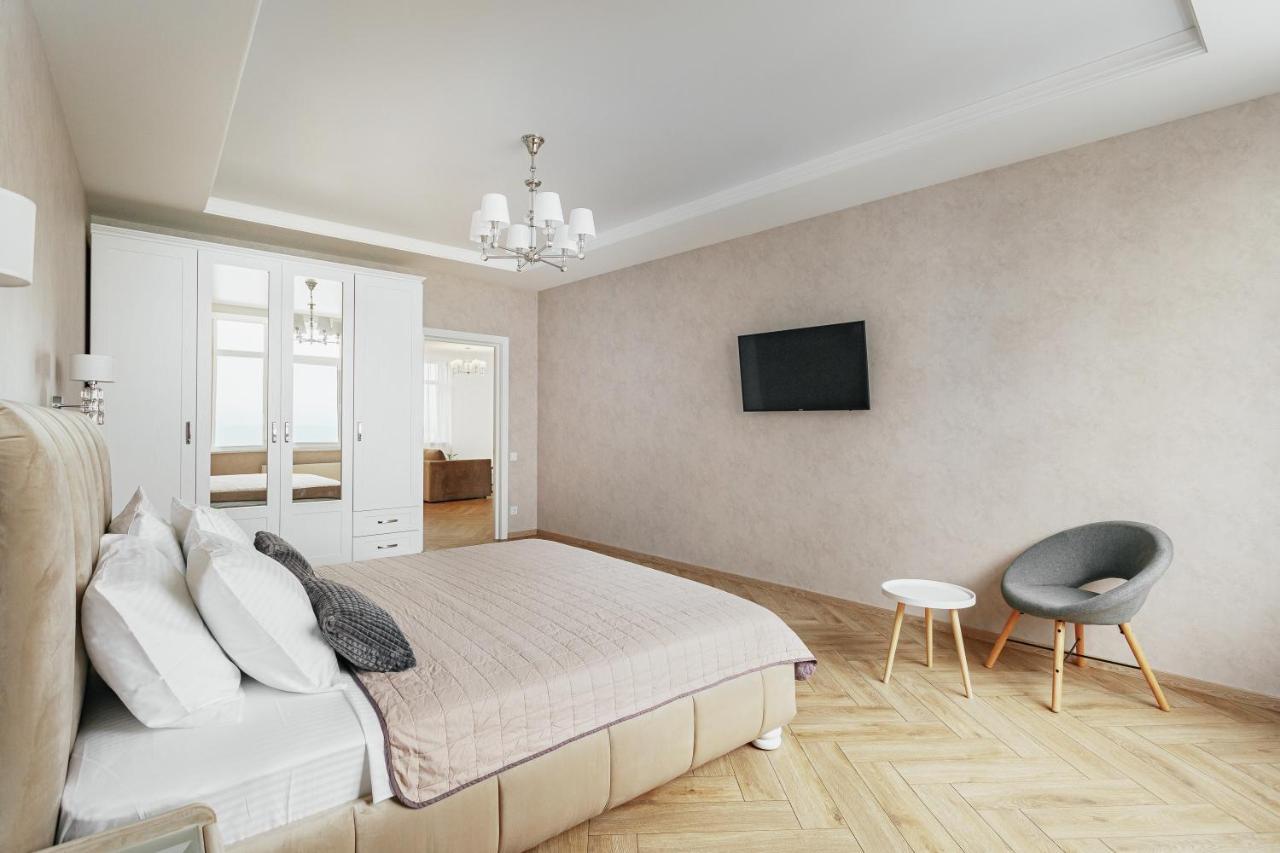 Direct Sea View Apartment Odesa Exterior photo