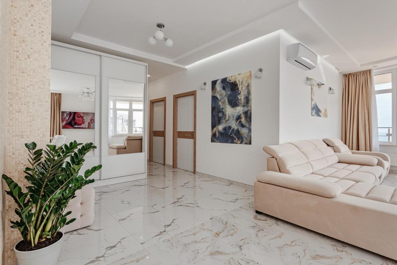 Direct Sea View Apartment Odesa Exterior photo
